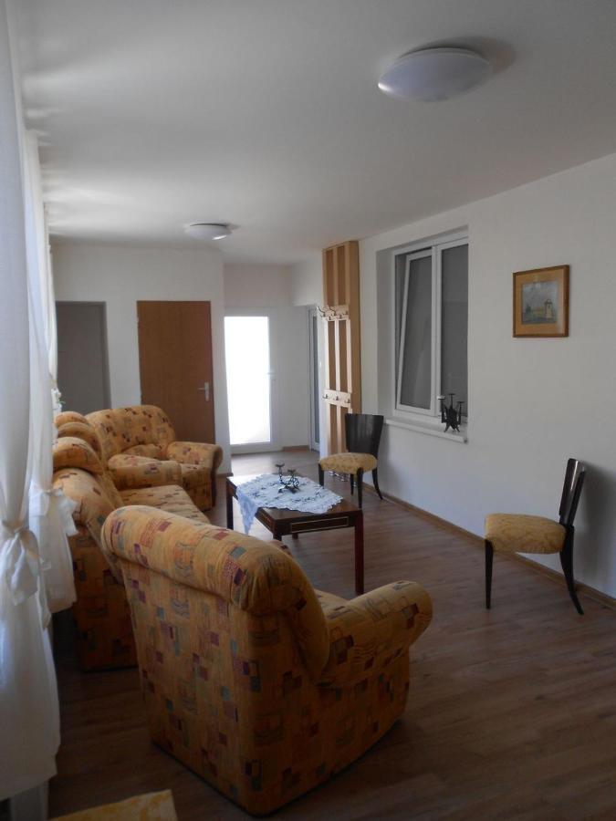 Ubytovani U Babicky Guest House Lanžhot Екстериор снимка