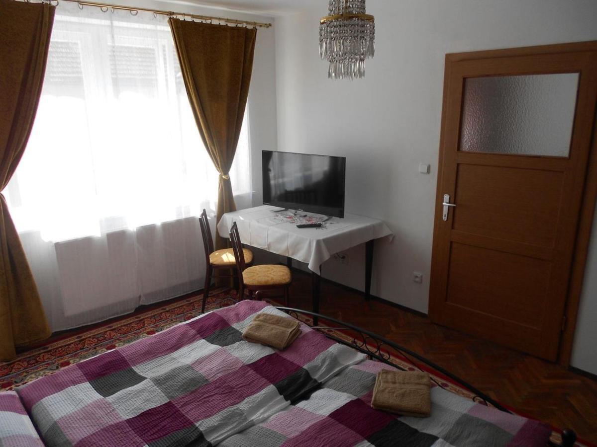 Ubytovani U Babicky Guest House Lanžhot Екстериор снимка